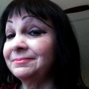 Meet your Posher, Luanne